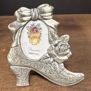 Amora Vintage Pewter Decorative Shoe Frame